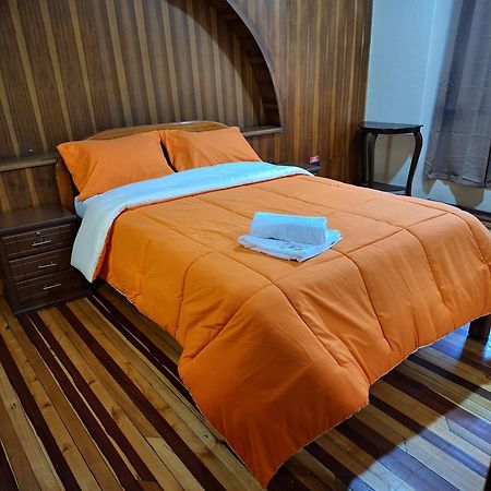 The Travel House Hotell Quito Exteriör bild