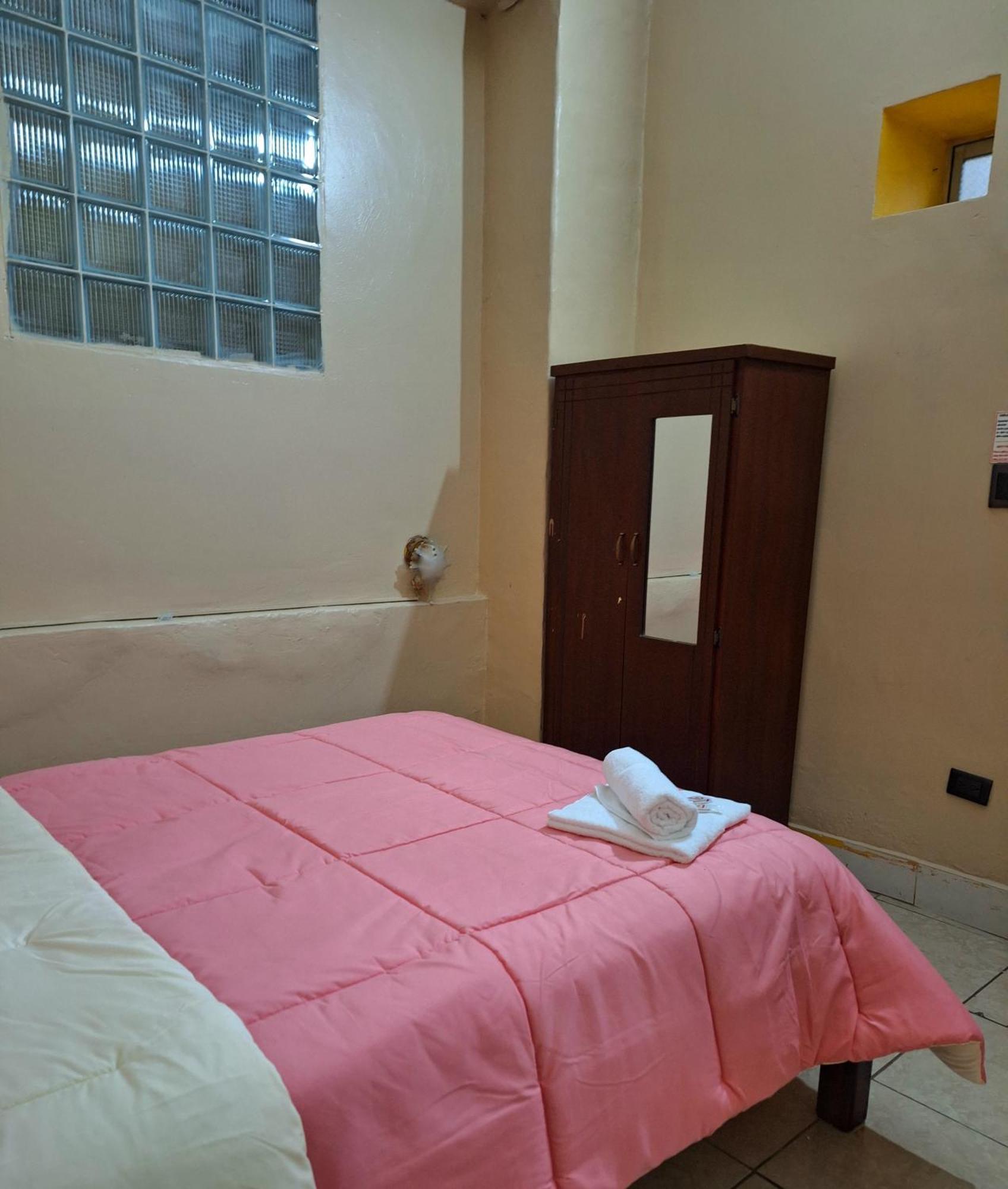 The Travel House Hotell Quito Rum bild