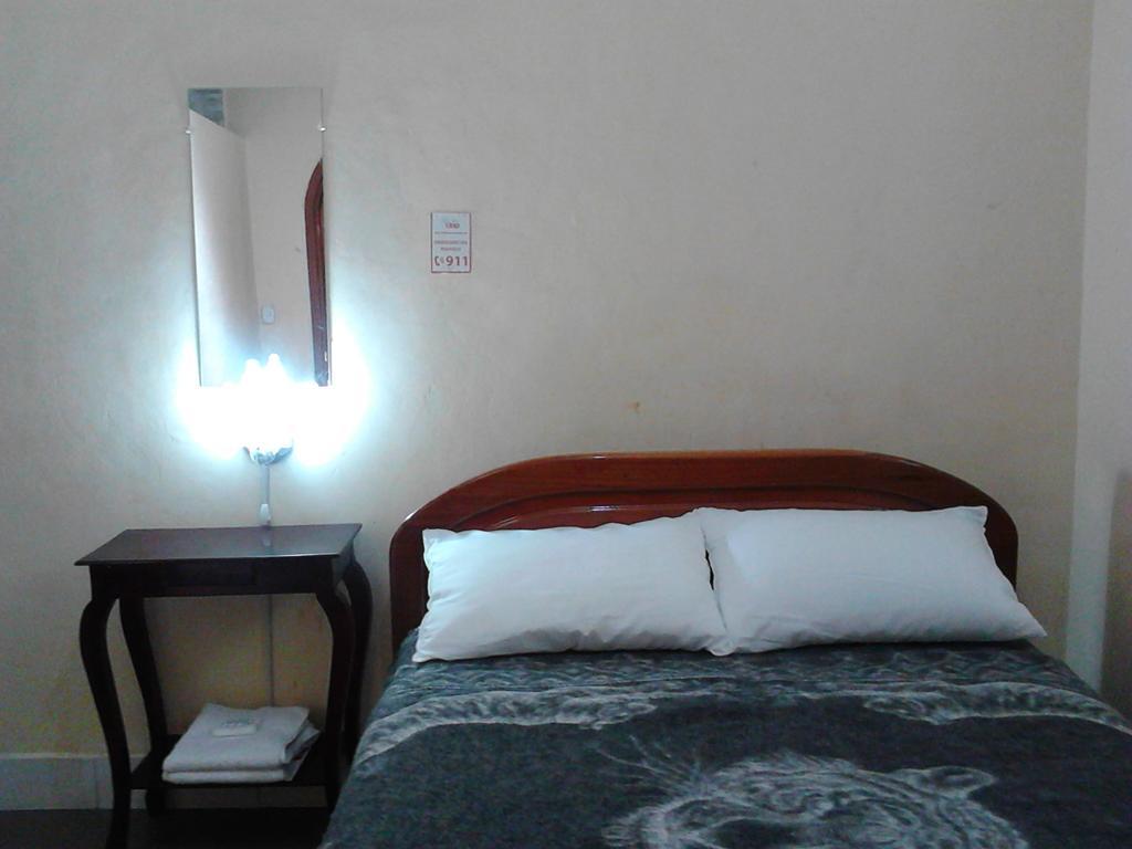 The Travel House Hotell Quito Exteriör bild
